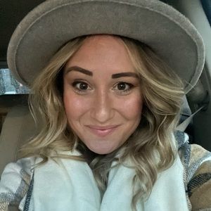 Meet your Posher, Ondrea